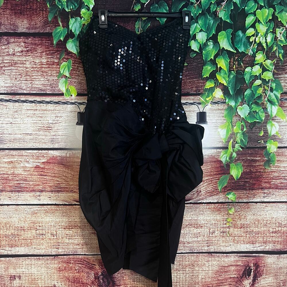 Vintage Tadashi Strapless Mini Dress Size 8 Black Sequins Giant Bow Flapper
